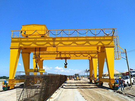 AICRANE grúas portico 70 ton en Argentina