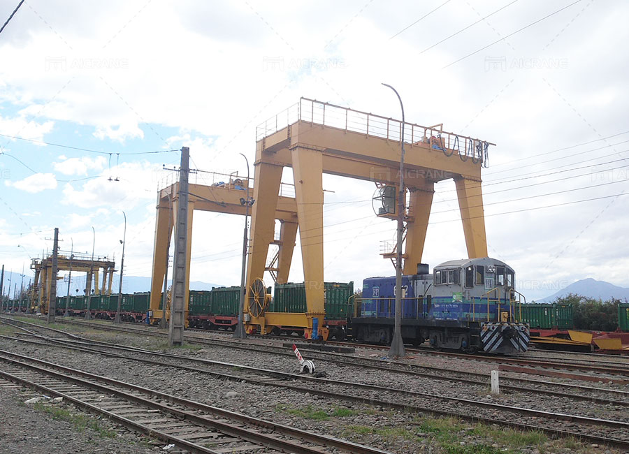 Grúa Pórtico de Contenedores de 60 Ton para Ferrocarril en Chile