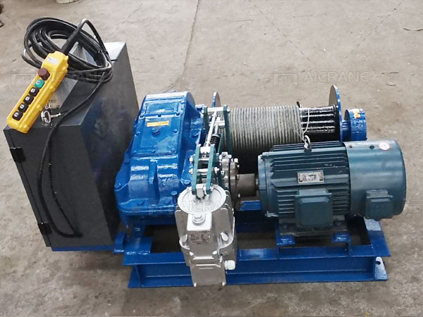 2-ton-electric-winch-in-Saudi-Arabia-for-sale