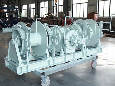 hydraulic-mooring-winch