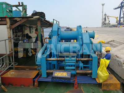 12-ton-hydraulic-mooring-winch-for-ship
