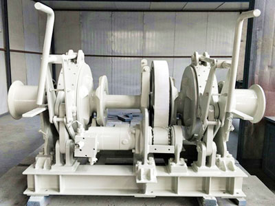 hydraulic-anchor-winch