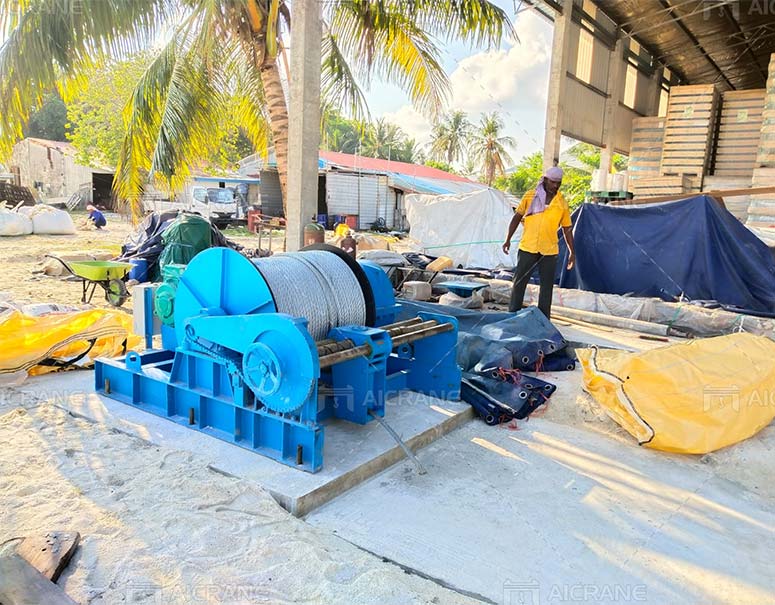 marine-winch-maldives-case