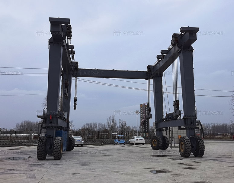 mobile-boat-hoist-c02