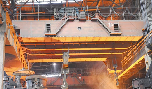 Overhead-Crane-in-Metal-Melting