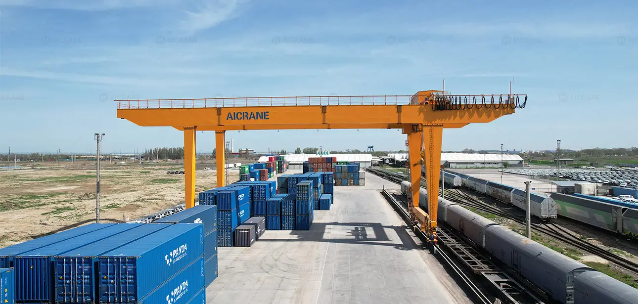 container-crane-case-PC0730